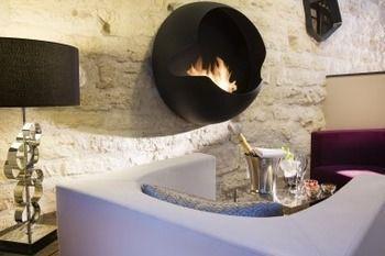 Jacques De Molay Hotel 3*